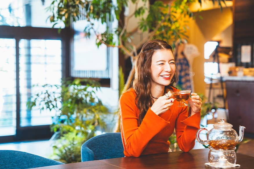 カフェのカウンターの写真